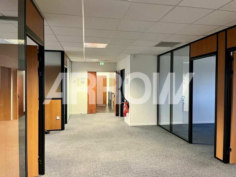 Bureau à louer WAMBRECHIES 4