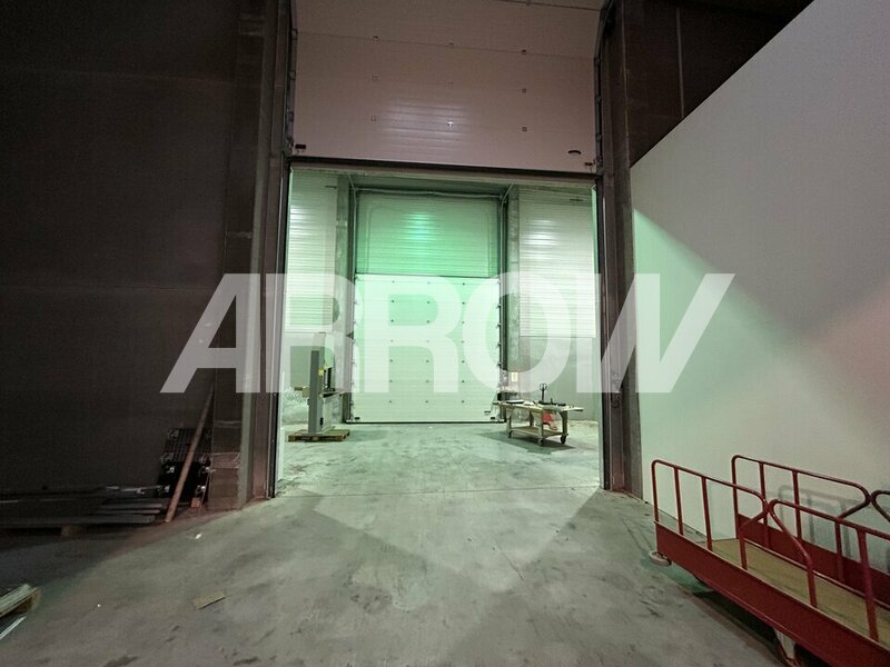 Entrepôt à vendre PERENCHIES 4