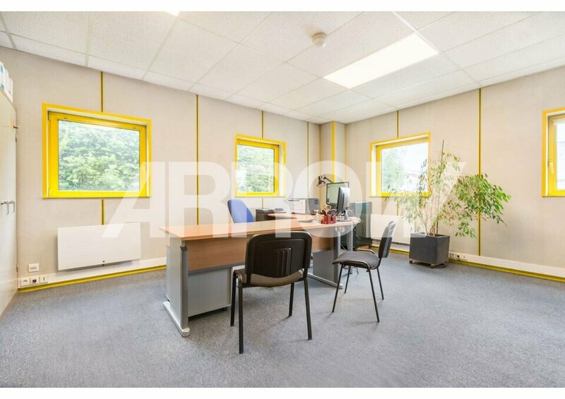 Entrepôt à vendre à louer NEUVILLE EN FERRAIN 2