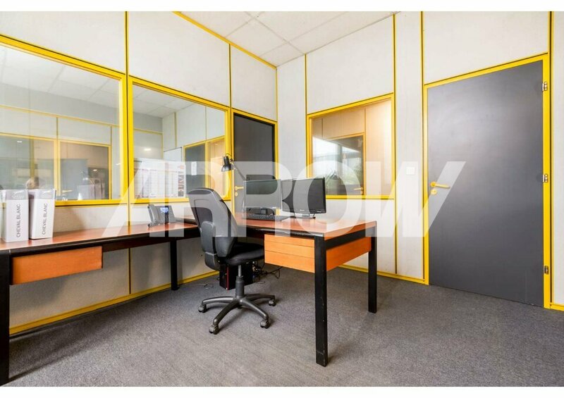 Entrepôt à vendre à louer NEUVILLE EN FERRAIN 3