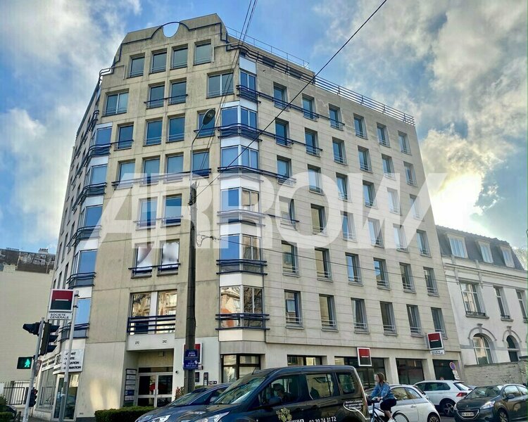 Bureau à louer LA MADELEINE 5
