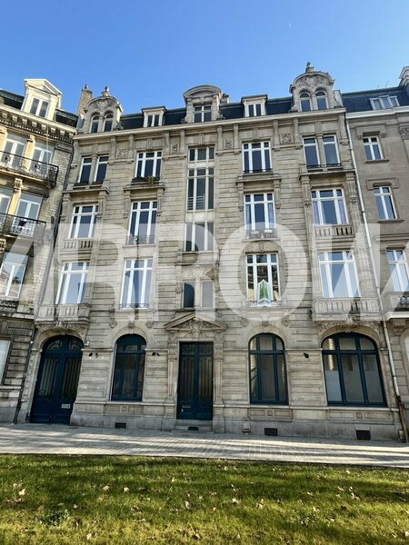 Bureau à vendre à louer LILLE 1