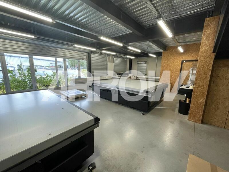 Entrepôt à vendre LEZENNES 5
