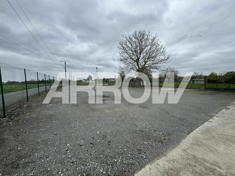 Entrepôt à louer FRETIN 5