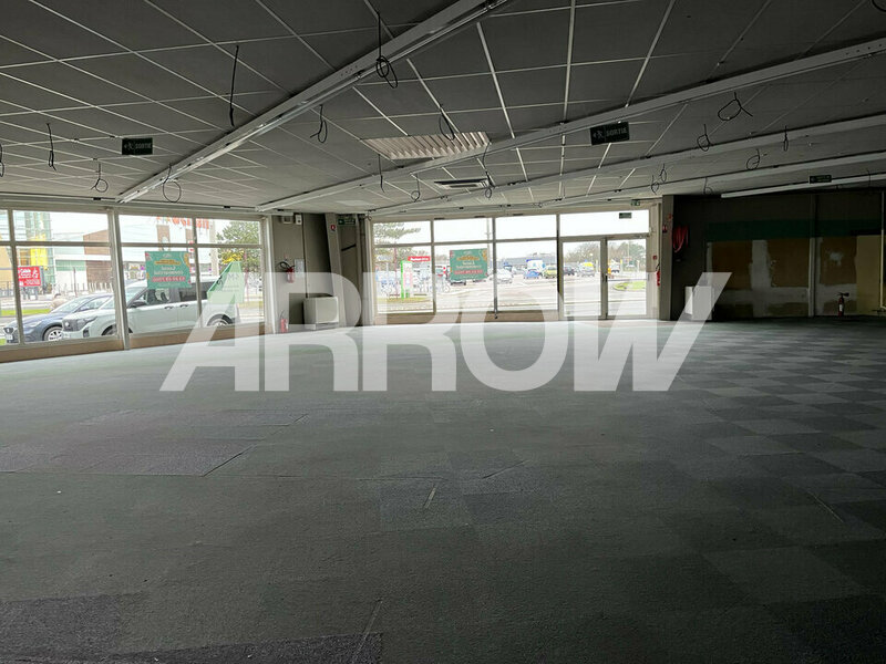 Local commercial à louer COQUELLES 3