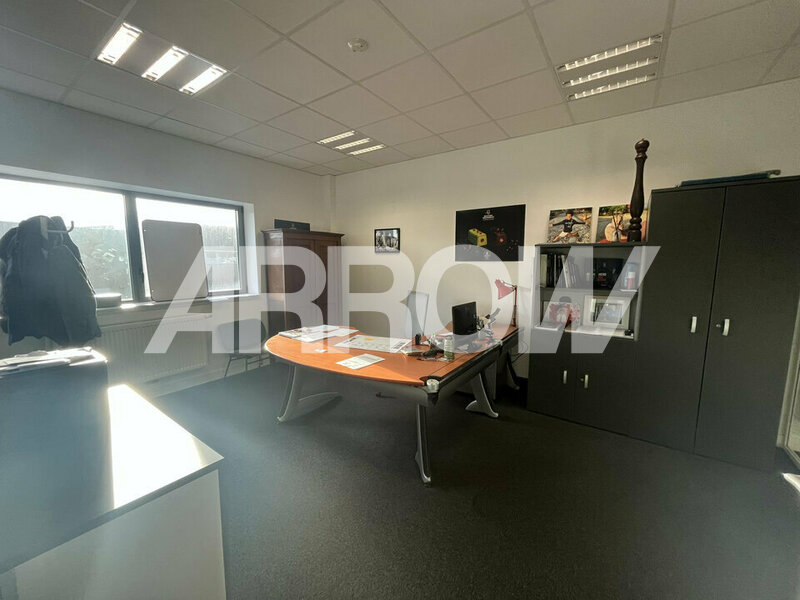 Entrepôt à louer La Chapelle-d'Armentières 4