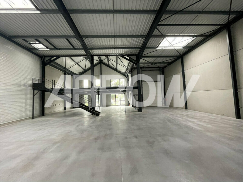 Entrepôt à vendre à louer VILLENEUVE D'ASCQ 2