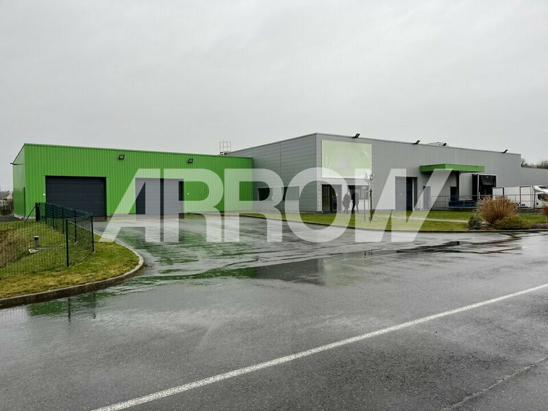 Entrepôt à vendre SAINT MARTIN AU LAERT 2