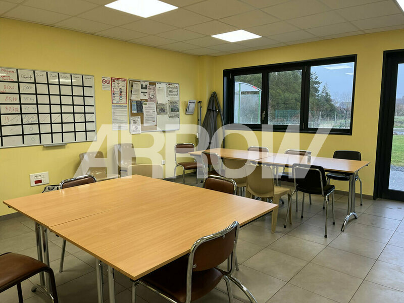 Entrepôt à vendre SAINT MARTIN AU LAERT 5