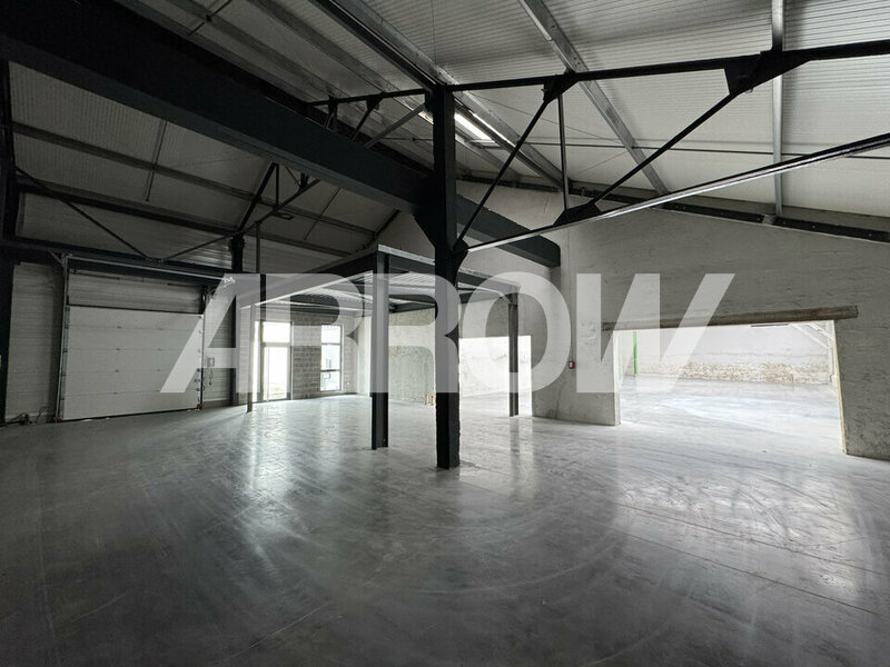 Entrepôt à vendre à louer LEZENNES 3