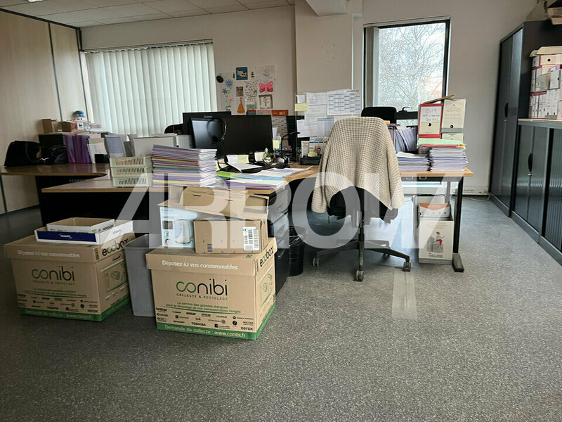 Entrepôt à louer SAINGHIN EN MELANTOIS 4