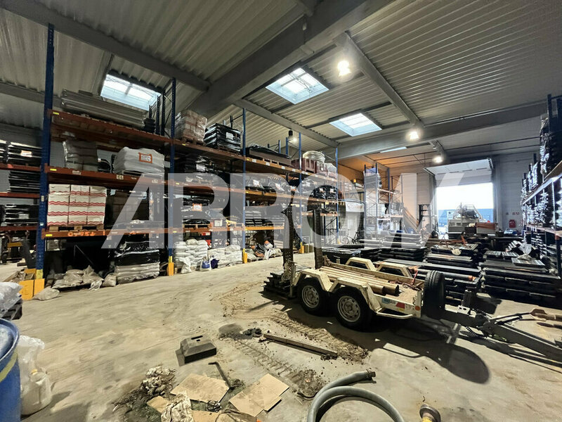 Entrepôt à louer SAINGHIN EN MELANTOIS 1