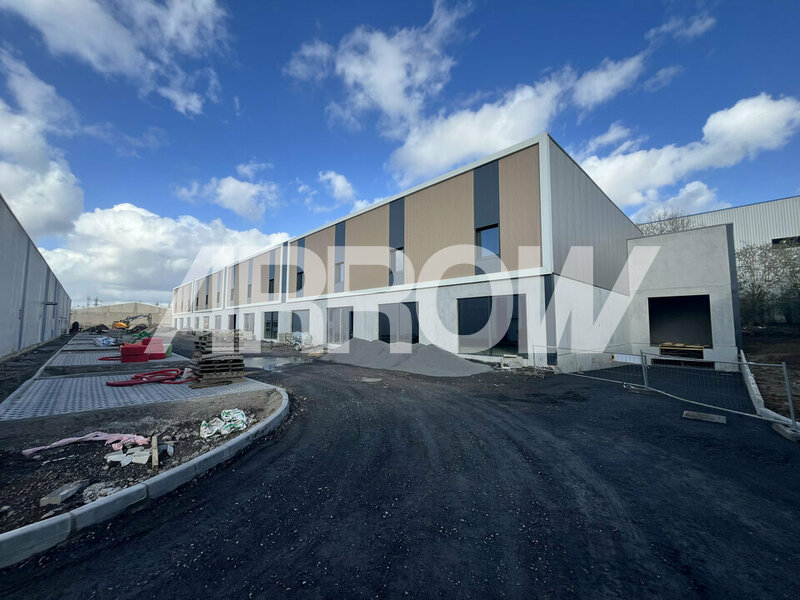 Entrepôt à louer WASQUEHAL 1