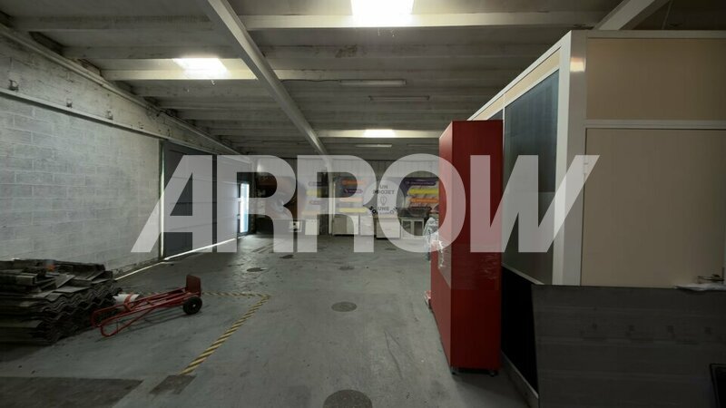 Entrepôt à vendre à louer NEUVILLE EN FERRAIN 4