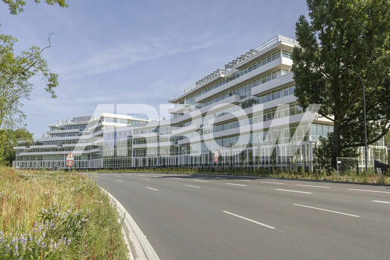 Local commercial à louer LA MADELEINE 2