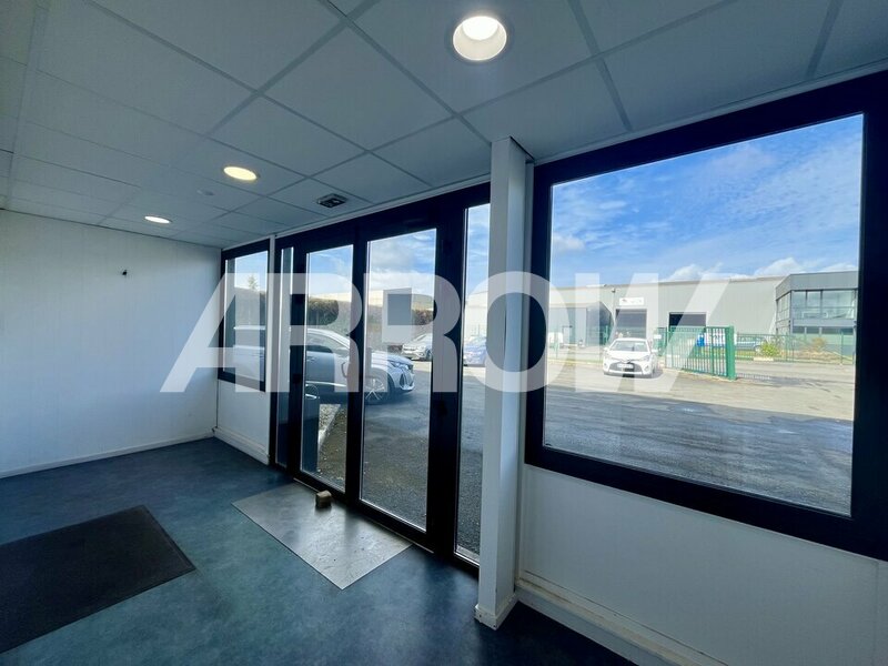 Bureau à louer FRETIN 4