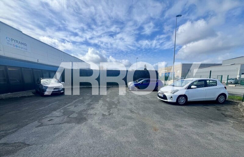 Bureau à louer FRETIN 3