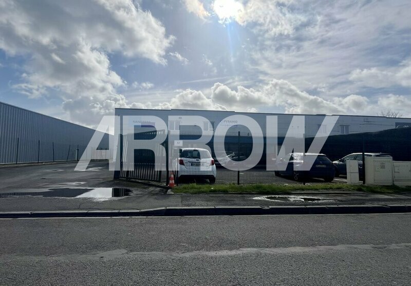 Bureau à louer FRETIN 1