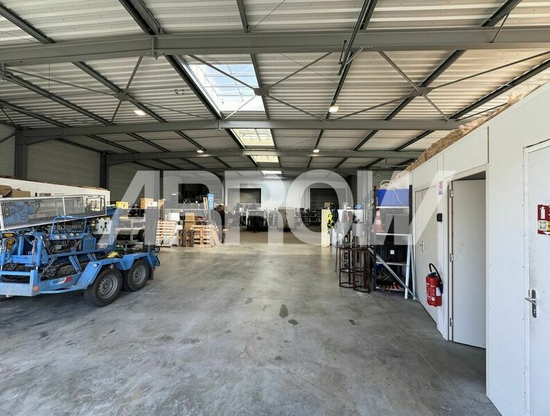 Entrepôt à louer LESQUIN 3