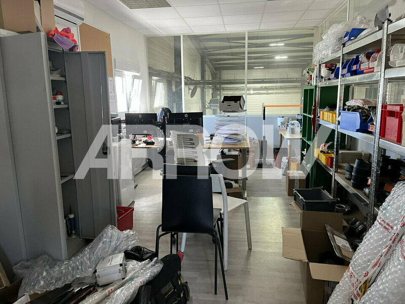 Entrepôt à louer ENNEVELIN 4