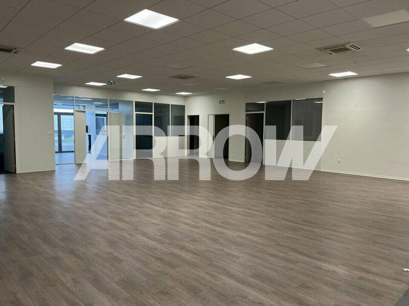 Bureau à louer LONGUENESSE 2