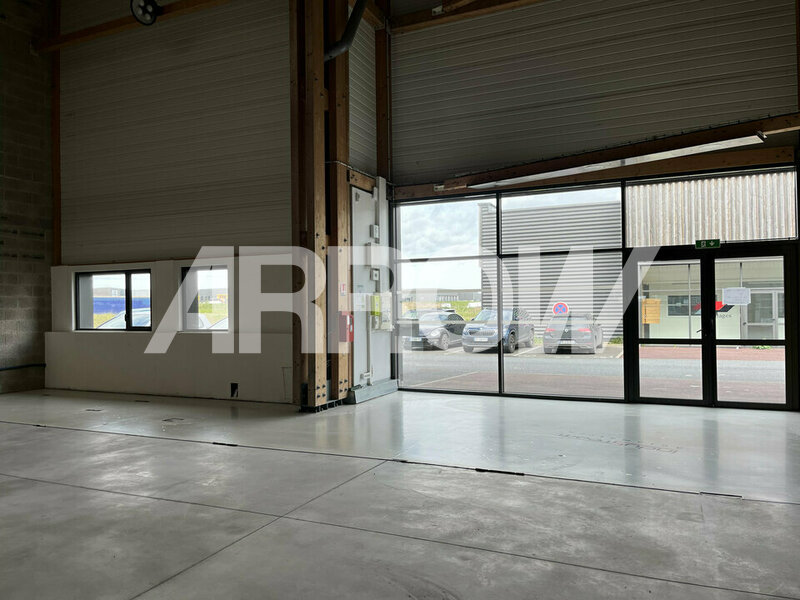 Entrepôt à louer LEULINGHEM 4