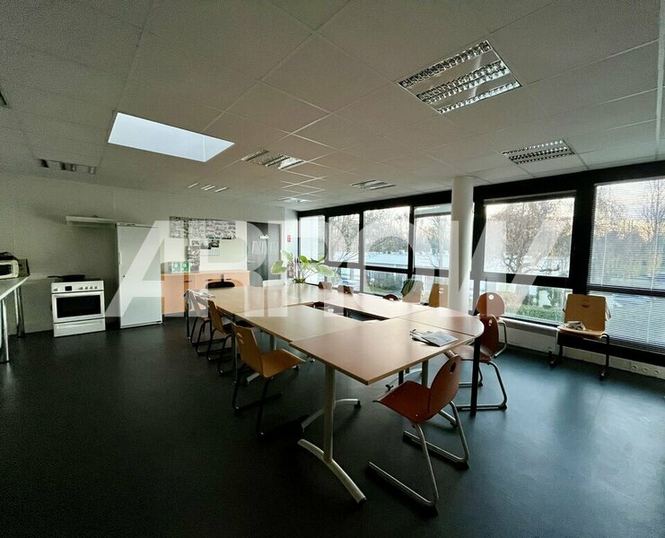 Bureau à louer VILLENEUVE D'ASCQ 4