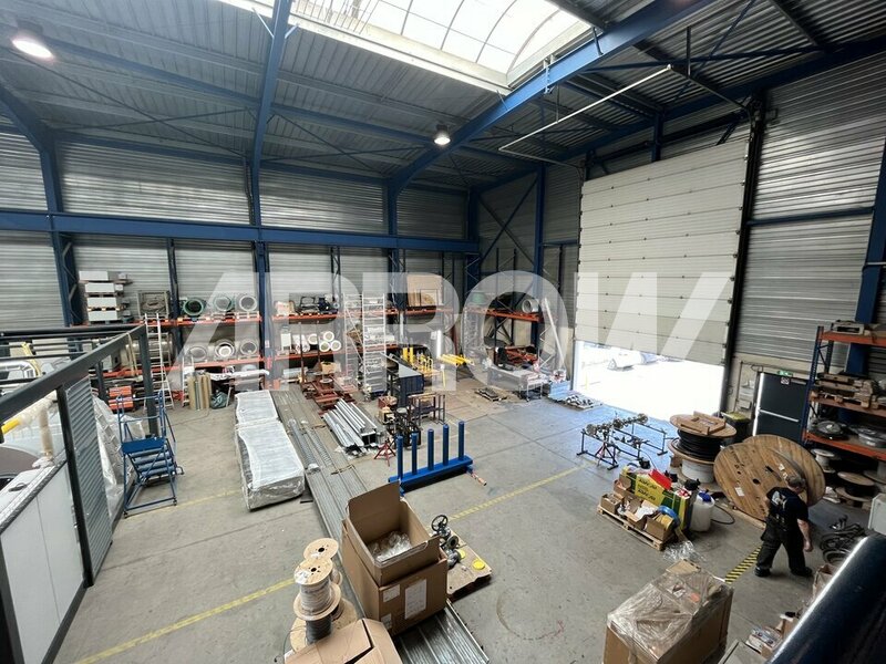 Entrepôt à vendre à louer CARVIN 2
