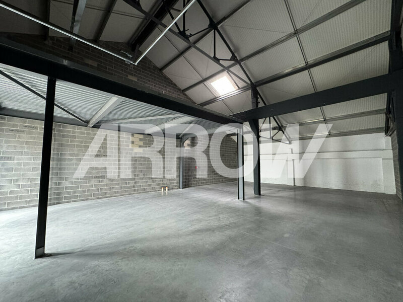Entrepôt à vendre à louer LEZENNES 4