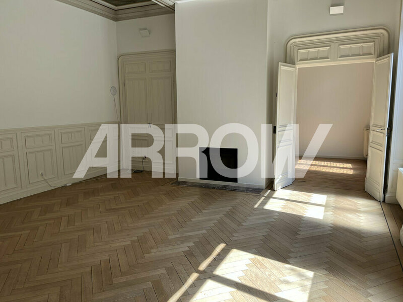 Bureau à vendre à louer LILLE 5