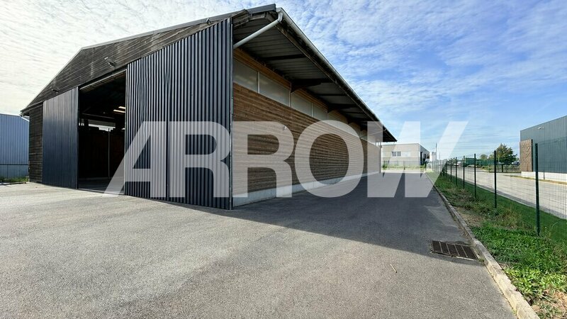 Entrepôt à vendre WAVRIN 4