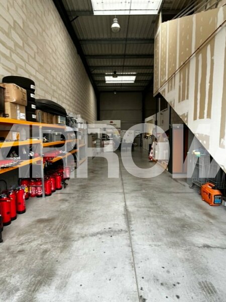 Entrepôt à vendre à louer La Chapelle-d'Armentières 3