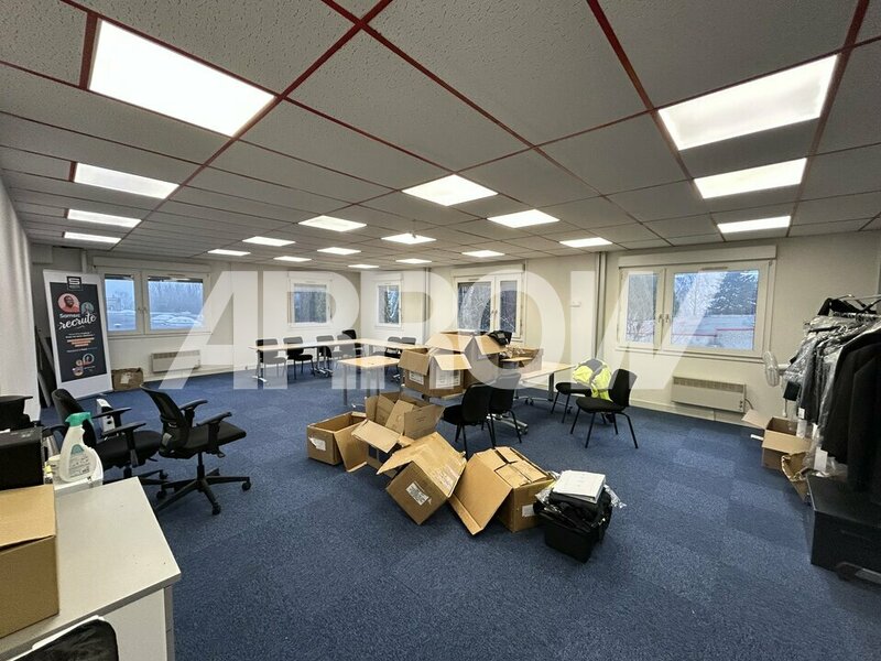 Bureau à louer FRETIN 2